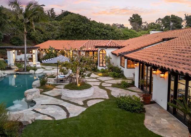 Property at 5354 El Camino Del Norte, Rancho Santa Fe, CA 92067, 5 beds, 5.5 baths