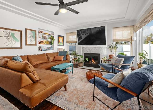 Property at 800 3rd St, Coronado, CA 92118, 2 beds, 1 bath