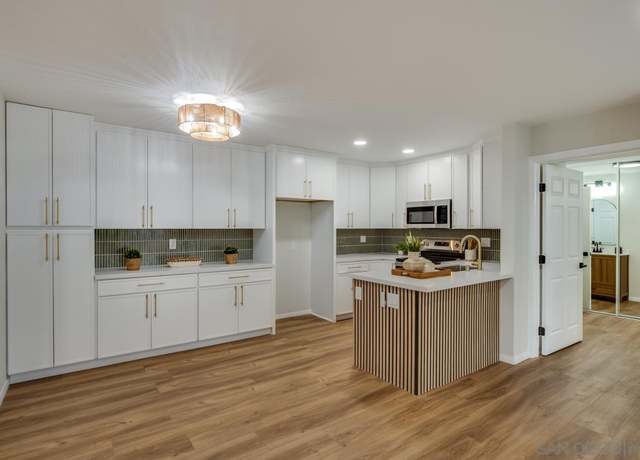 Property at 12575 Oaks North Dr #220, San Diego, CA 92128, 2 beds, 2 baths
