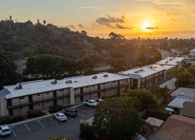 Property at 820 Encinitas Blvd #203, Encinitas, CA 92024, 2 beds, 1 bath