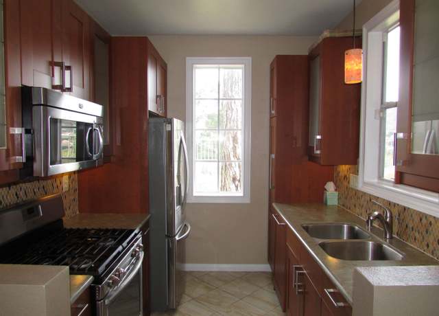 Property at 10914 Sabre Hill Dr #331, San Diego, CA 92128, 2 beds, 2 baths