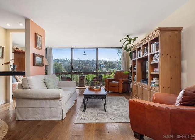 Property at 2564 Navarra Dr #113, Carlsbad, CA 92009, 1 bed, 1.5 baths