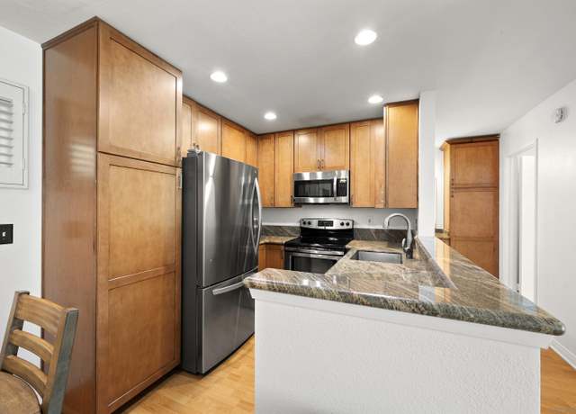 Property at 4651 Pico St #107, San Diego, CA 92109, 1 bed, 1 bath