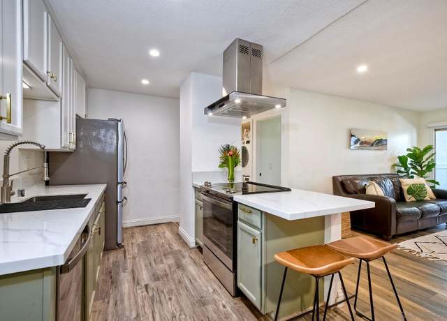 Property at 1760 S El Camino Real #106, Encinitas, CA 92024, 2 beds, 2 baths