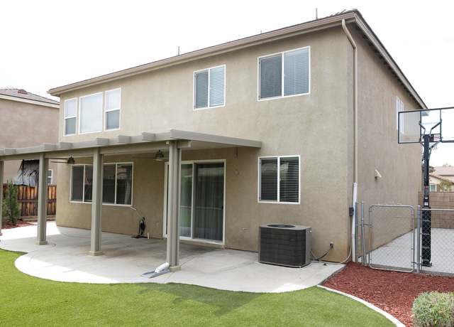 Property at 29360 Coral Island Ct, Menifee, CA 92585, 3 beds, 2.5 baths