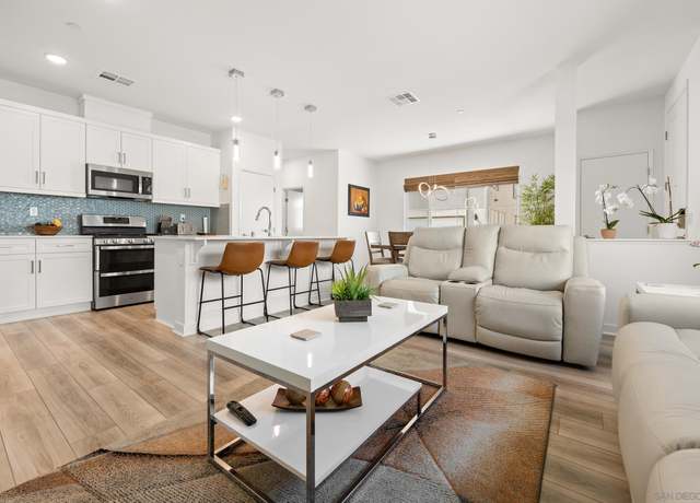 Property at 35115 Crop Pl, Fallbrook, CA 92028, 4 beds, 2.5 baths