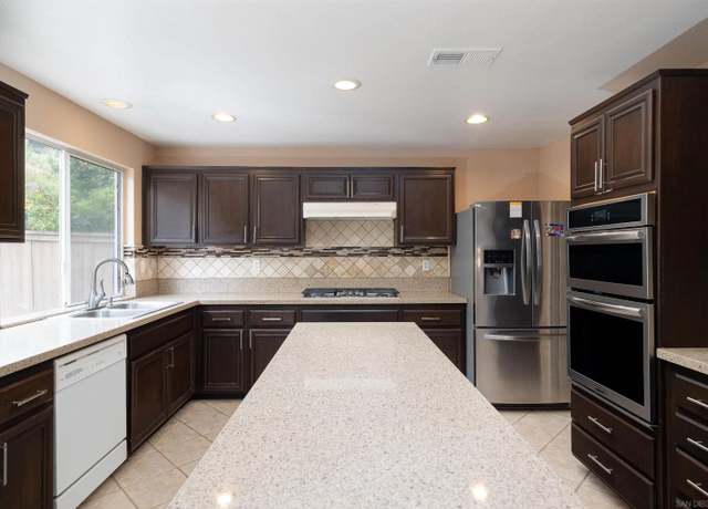 Property at 314 La Soledad Way, Oceanside, CA 92057, 5 beds, 2.5 baths