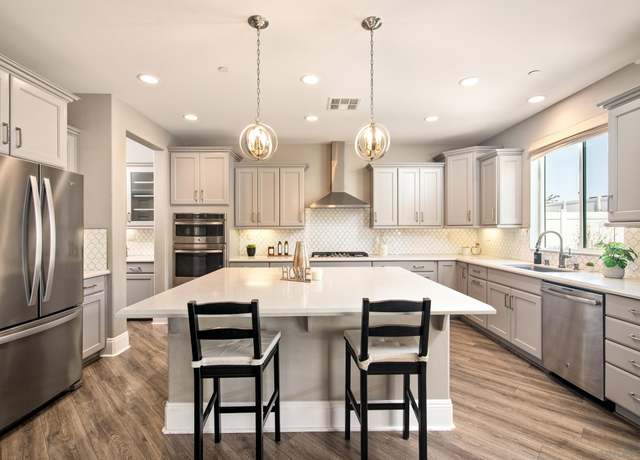 Property at 30580 Hawkscrest Ct, Murietta, CA 92563, 5 beds, 3 baths