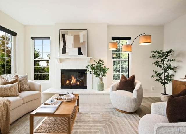 Property at 4204 3rd Ave #7, San Diego, CA 92103, 2 beds, 2.5 baths