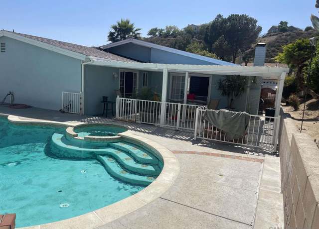 Property at 28160 Foxlane Dr, Santa Clarita, CA 91351, 4 beds, 2 baths