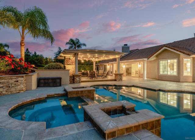 Property at 31125 Pauba Rd, Temecula, CA 92592, 4 beds, 4.5 baths