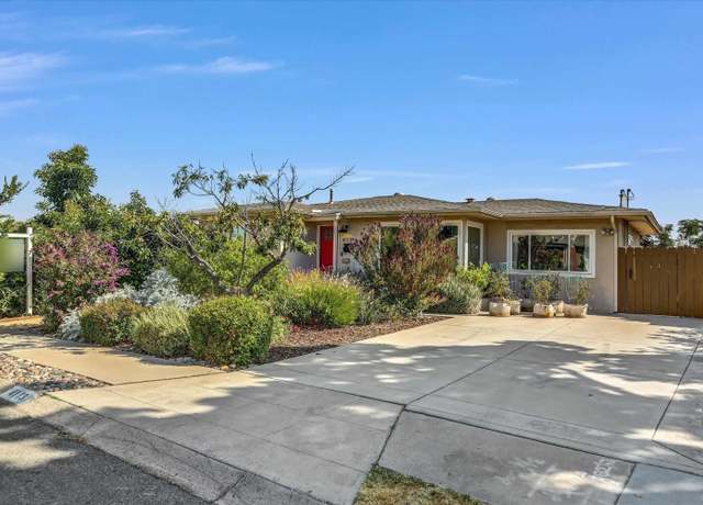 Property at 4113 Loma Alta Dr, San Diego, CA 92115, 3 beds, 2 baths