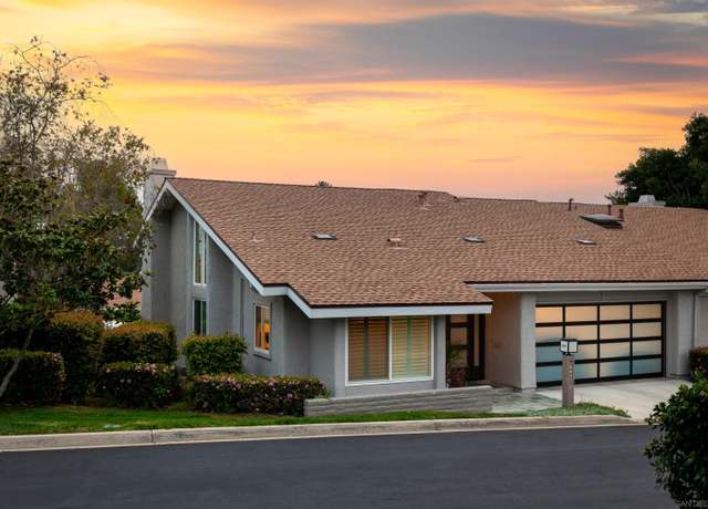 Property at 2071 Caminito Circulo Norte, La Jolla, CA 92037, 3 beds, 3 baths