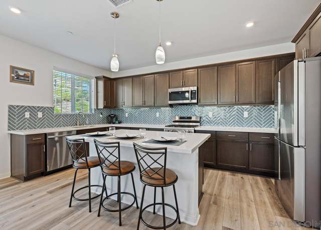 Property at 1858 Red Willow Way, Oceanside, CA 92056, 4 beds, 2.5 baths