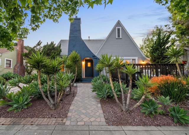Property at 5074-76 35th St, San Diego, CA 92116, 4 beds, 2.5 baths