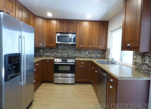 Property at 1317 Caminito Gabaldon Unit B, San Diego, CA 92108, 2 beds, 2 baths