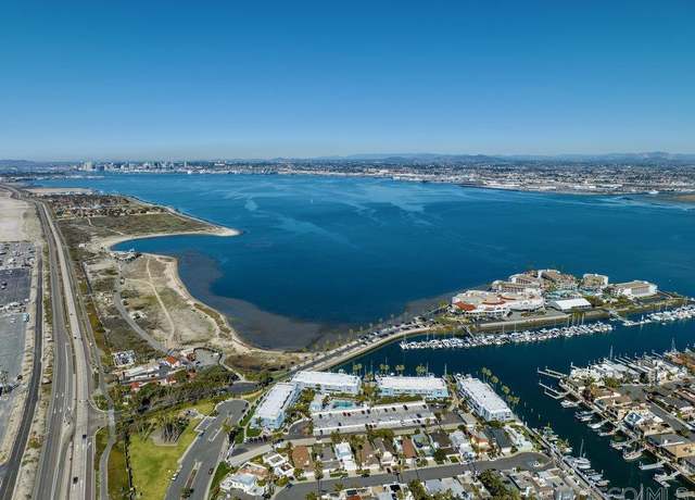 Property at 34 Montego Ct, Coronado, CA 92118, 2 beds, 2.5 baths