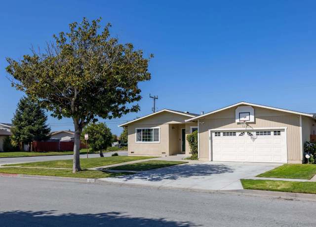 Property at 284 Osage Dr, Salinas, CA 93906, 3 beds, 2 baths