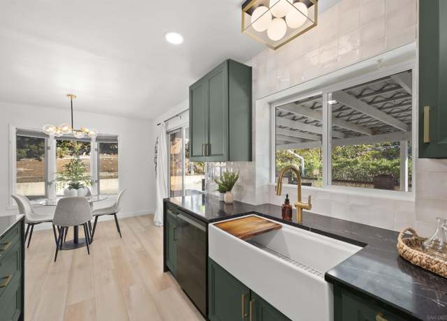 Property at 2321 Farrington Dr, El Cajon, CA 92020, 3 beds, 2 baths