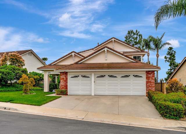 Property at 1976 Vineyard Ave, Vista, CA 92081, 4 beds, 3 baths