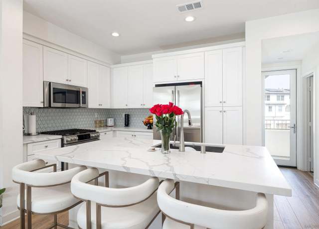Property at 1728 Discovery Falls Dr #135, Chula Vista, CA 91915, 3 beds, 3 baths