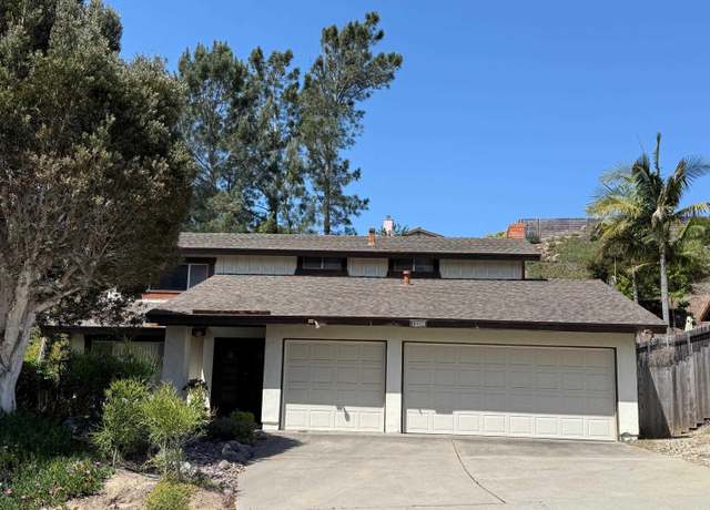 Property at 13334 Barbados Way, Del Mar, CA 92014, 4 beds, 2.5 baths