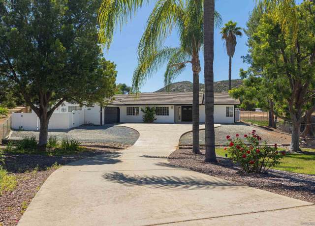 Property at 23637 Barrego Way, Ramona, CA 92065, 5 beds, 2 baths