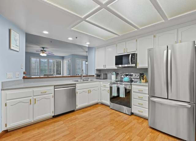 Property at 5895 Friars Rd #5416, San Diego, CA 92110, 2 beds, 2 baths