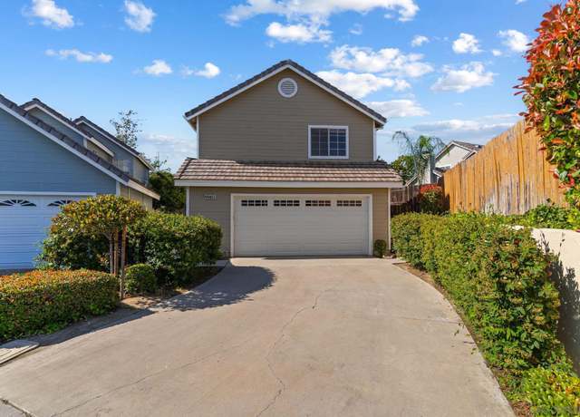 Property at 10598 Rancho Carmel Dr, San Diego, CA 92128, 3 beds, 2.5 baths