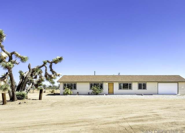 Property at 3223 Gemini Ln, Yucca Valley, CA 92284, 4 beds, 1 bath