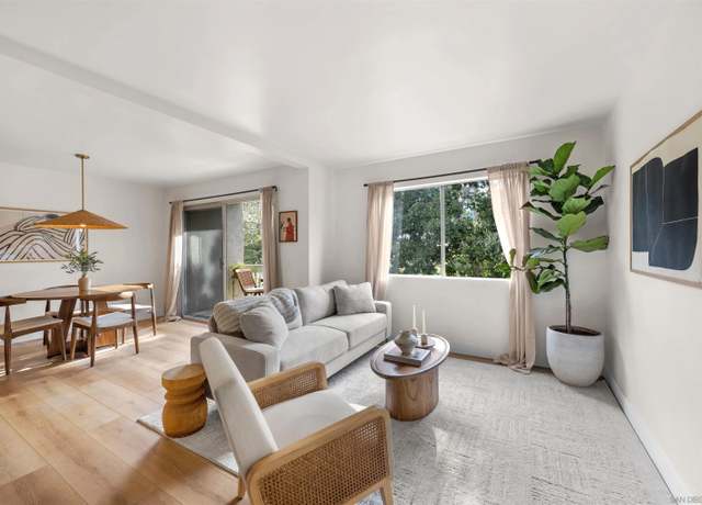 Property at 721 Buena Tierra Way #188, Oceanside, CA 92057, 2 beds, 2.5 baths