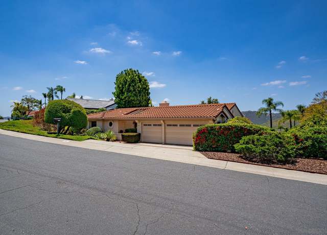 Property at 3611 Lago Sereno, Escondido, CA 92029, 3 beds, 2.5 baths