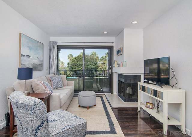 Property at 4494 Mentone St #6, San Diego, CA 92107, 2 beds, 2 baths