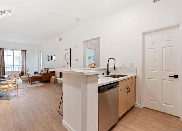 Property at 12364 Carmel Country Rd #306, San Diego, CA 92130, 1 bed, 1 bath