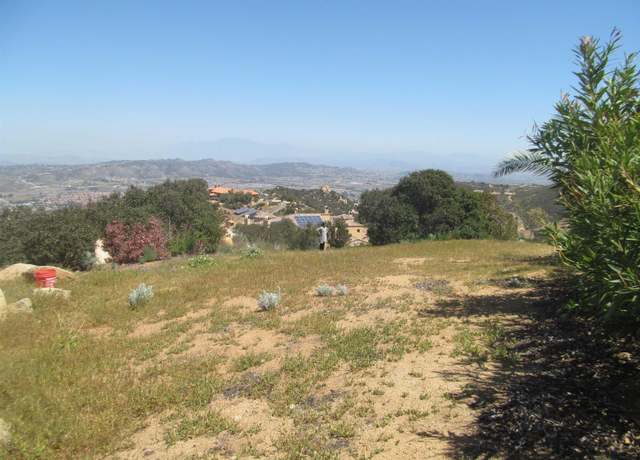 Property at 37685 El Tigre Dr, Murrieta, CA 92562
