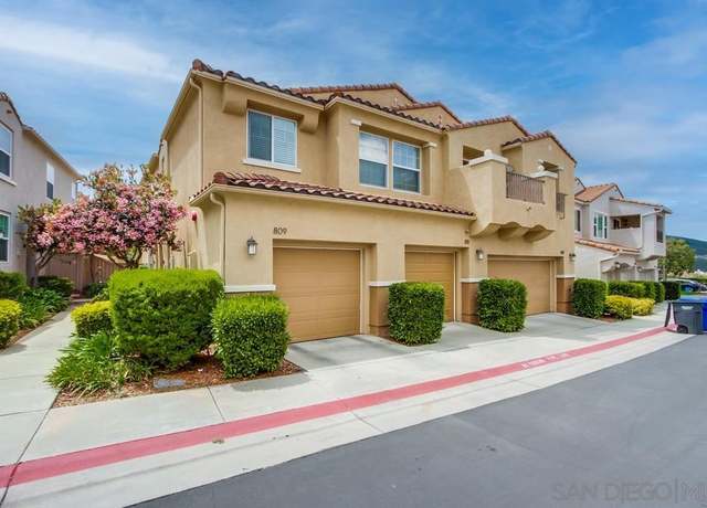 Property at 811 Covington Ave, San Marcos, CA 92078, 2 beds, 2.5 baths