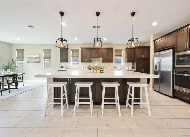 Property at 1845 Newton Ct, Escondido, CA 92026, 5 beds, 3.5 baths