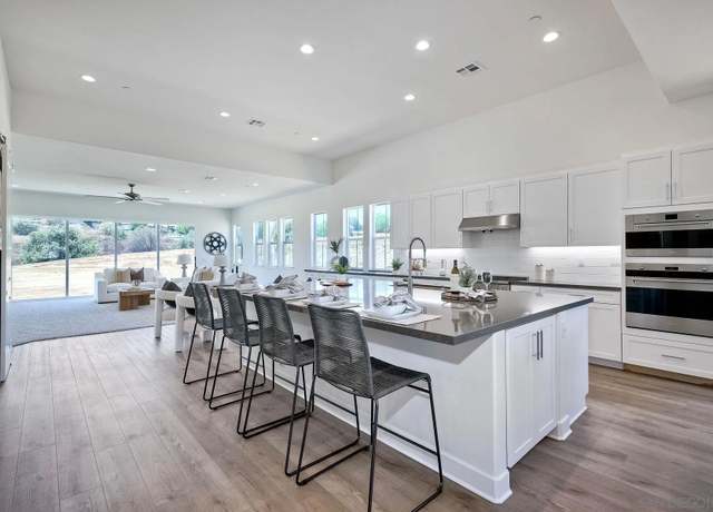 Property at 29568 Viking View Ln, Valley Center, CA 92082, 5 beds, 4.5 baths