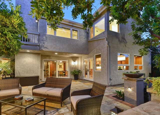 Property at 5460 Caminito San Lucas, La Jolla, CA 92037, 3 beds, 2.5 baths