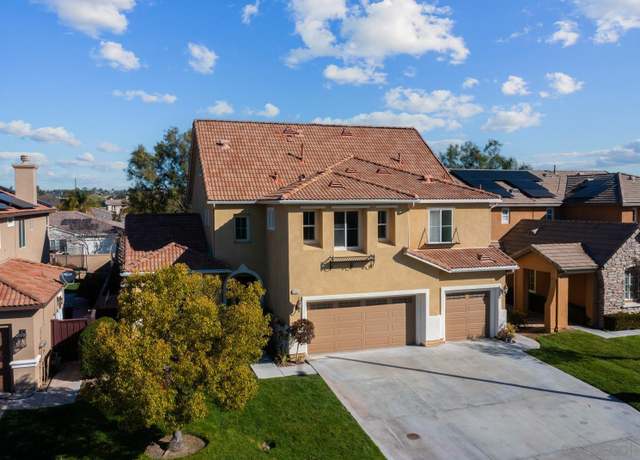 Property at 33950 Summit View Pl, Temecula, CA 92592, 6 beds, 4.5 baths
