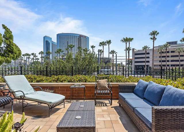 Property at 500 W Harbor Dr #136, San Diego, CA 92101, 1 bed, 1.5 baths
