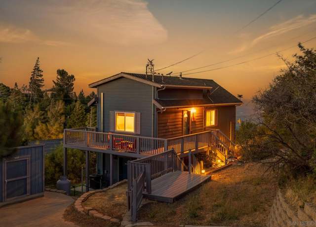 Property at 555 Manzanita Dr, Julian, CA 92036, 1 bed, 2 baths