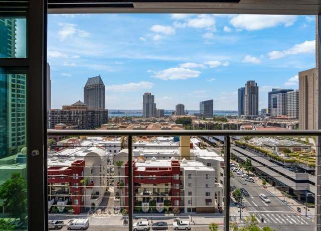 Property at 645 Front St #1206, San Diego, CA 92101, 2 beds, 2.5 baths