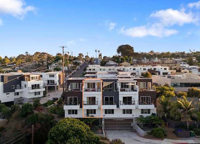Property at 4100 Voltaire St #127, San Diego, CA 92107, 2 beds, 2.5 baths