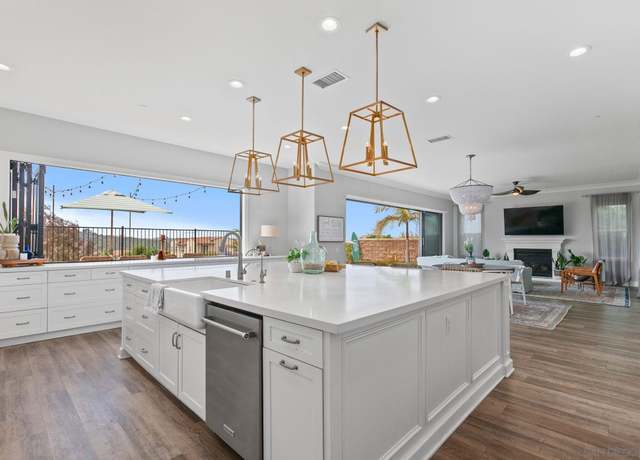 Property at 4719 Crespi Ct, Carlsbad, CA 92010, 6 beds, 5.5 baths
