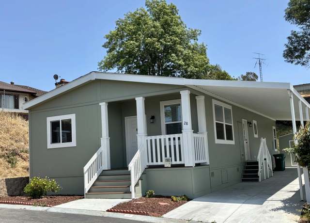 Property at 13217 Aurora Dr #28, El Cajon, CA 92021, 3 beds, 2 baths