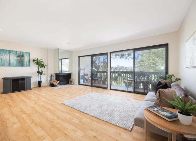 Property at 2503 Navarra Dr #105, Carlsbad, CA 92009, 2 beds, 2.5 baths