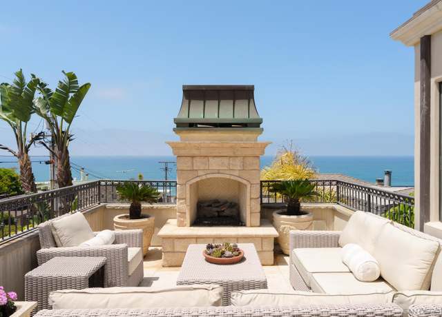 Property at 730 Stratford Ct, Del Mar, CA 92014, 3 beds, 3.5 baths