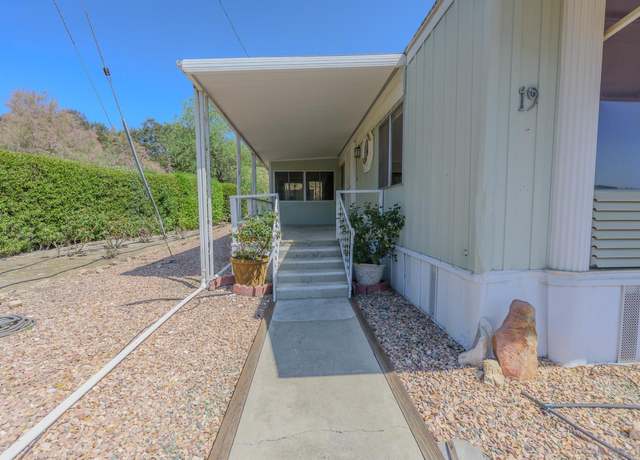 Property at 28890 Lilac Rd #19, Valley Center, CA 92082, 1 bed, 2 baths