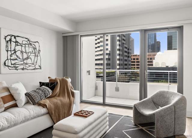 Property at 645 Front St #710, San Diego, CA 92101, 2 beds, 2 baths